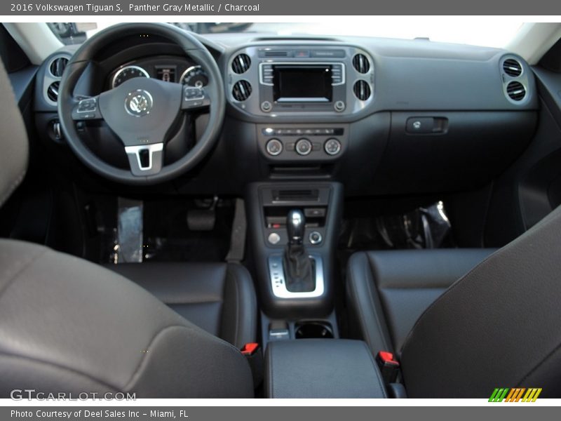 Panther Gray Metallic / Charcoal 2016 Volkswagen Tiguan S