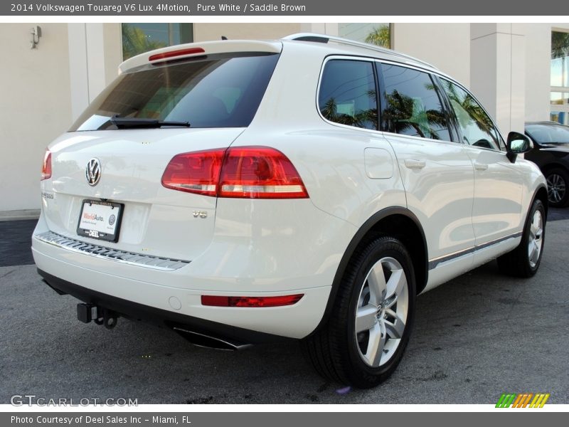 Pure White / Saddle Brown 2014 Volkswagen Touareg V6 Lux 4Motion