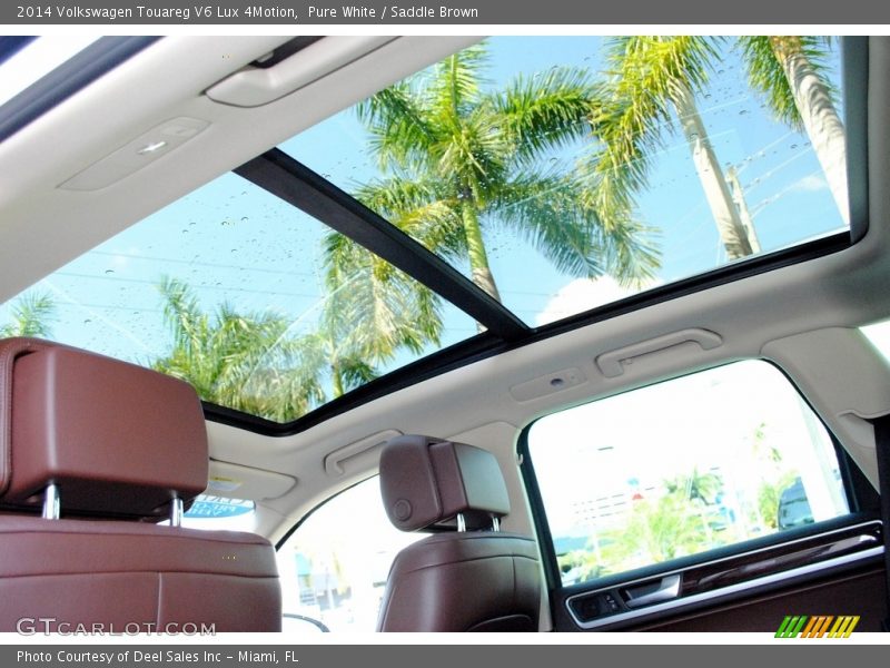 Pure White / Saddle Brown 2014 Volkswagen Touareg V6 Lux 4Motion