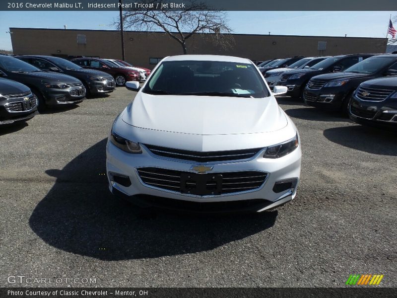 Iridescent Pearl Tricoat / Jet Black 2016 Chevrolet Malibu LT