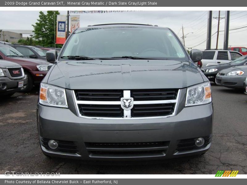 Mineral Gray Metallic / Dark Slate Gray/Light Shale 2009 Dodge Grand Caravan SXT