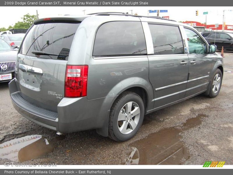 Mineral Gray Metallic / Dark Slate Gray/Light Shale 2009 Dodge Grand Caravan SXT