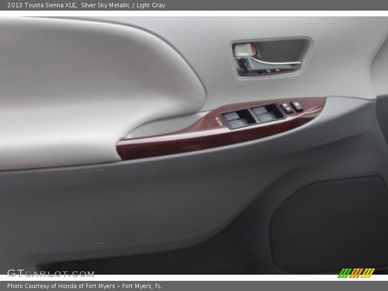 Silver Sky Metallic / Light Gray 2013 Toyota Sienna XLE