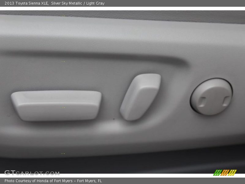 Silver Sky Metallic / Light Gray 2013 Toyota Sienna XLE