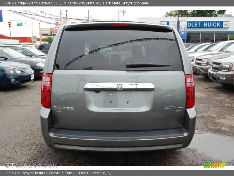 Mineral Gray Metallic / Dark Slate Gray/Light Shale 2009 Dodge Grand Caravan SXT