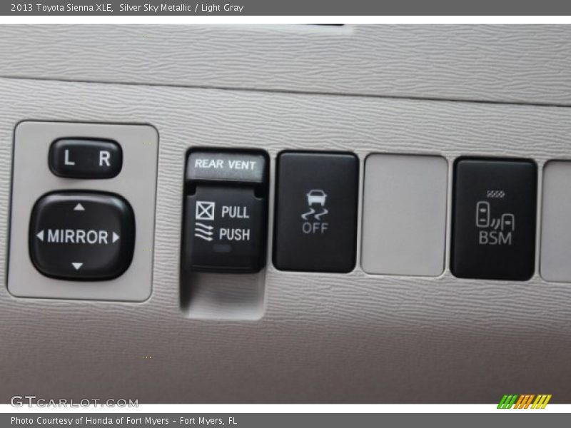Silver Sky Metallic / Light Gray 2013 Toyota Sienna XLE