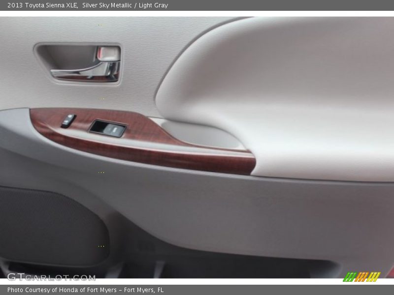Silver Sky Metallic / Light Gray 2013 Toyota Sienna XLE