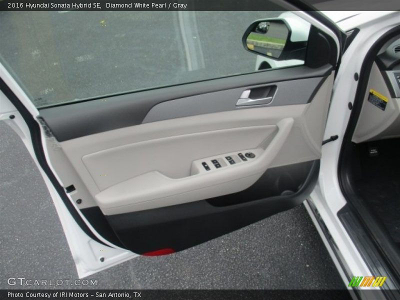 Diamond White Pearl / Gray 2016 Hyundai Sonata Hybrid SE
