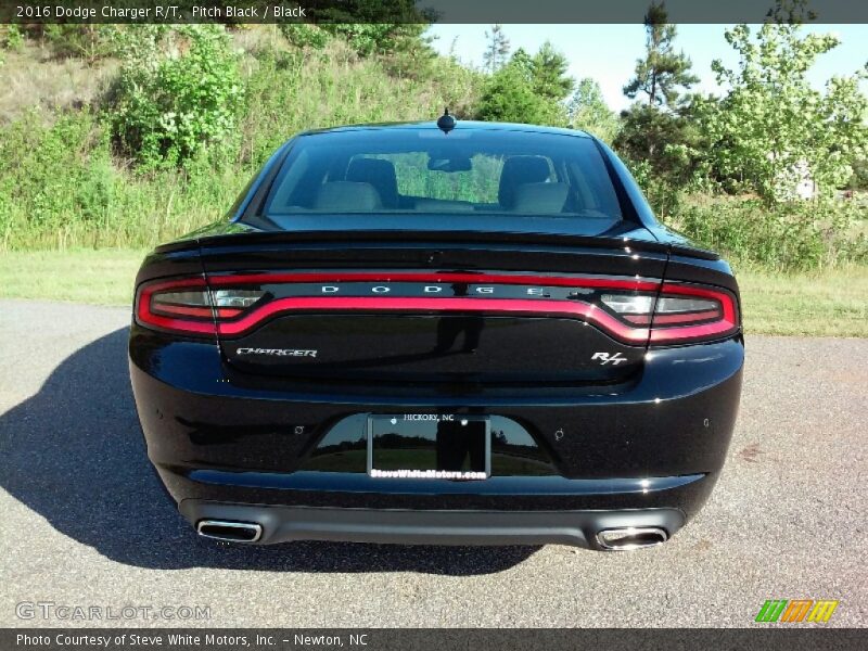 Pitch Black / Black 2016 Dodge Charger R/T