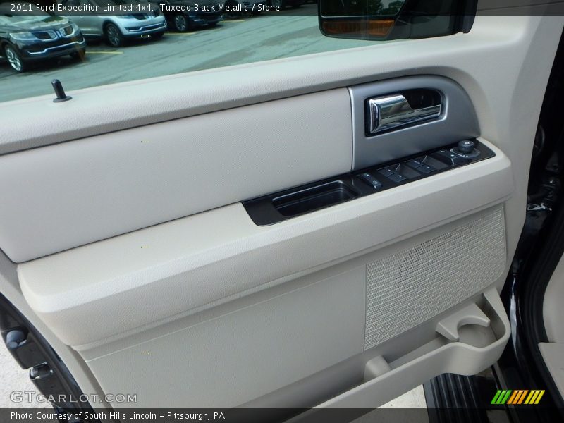 Tuxedo Black Metallic / Stone 2011 Ford Expedition Limited 4x4