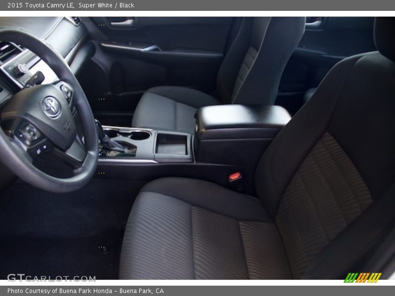 Super White / Black 2015 Toyota Camry LE