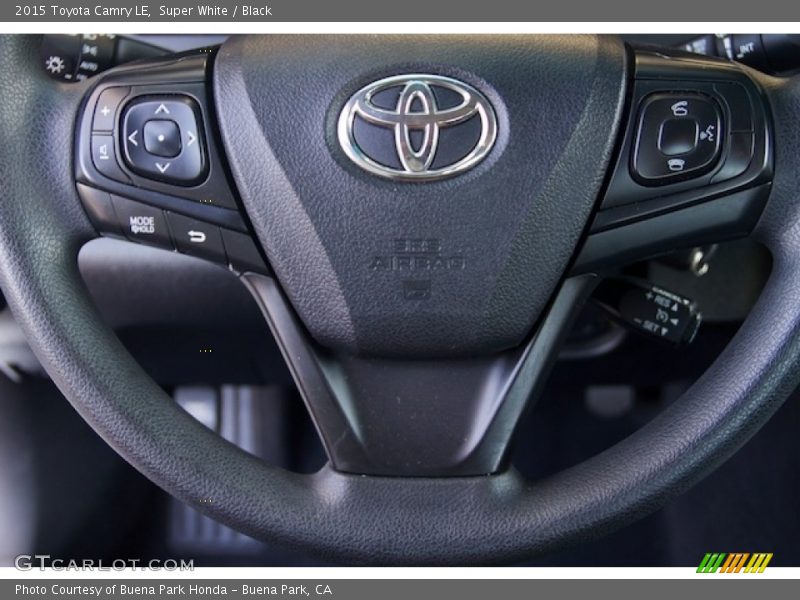 Super White / Black 2015 Toyota Camry LE
