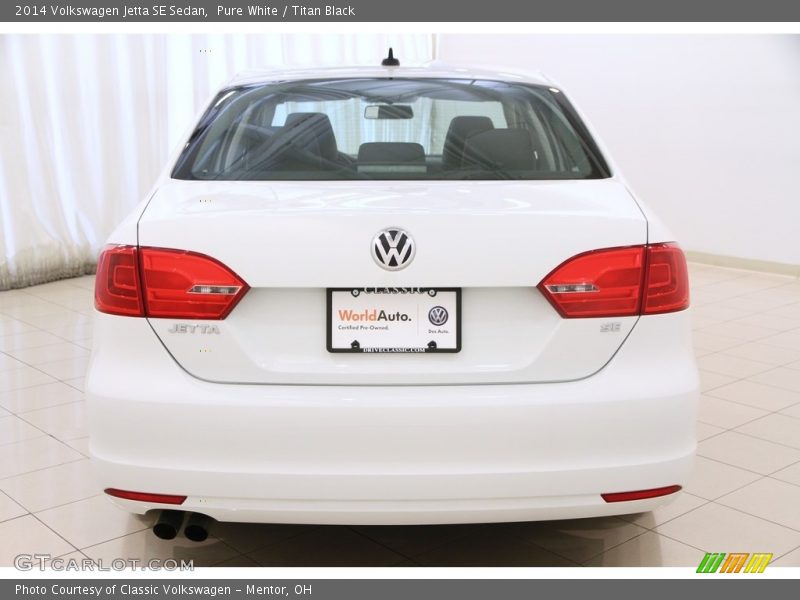 Pure White / Titan Black 2014 Volkswagen Jetta SE Sedan