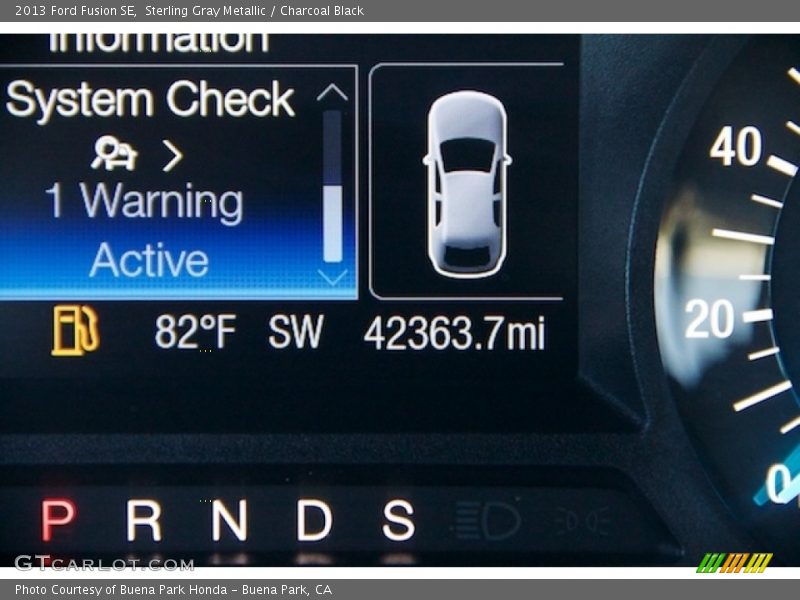 Sterling Gray Metallic / Charcoal Black 2013 Ford Fusion SE