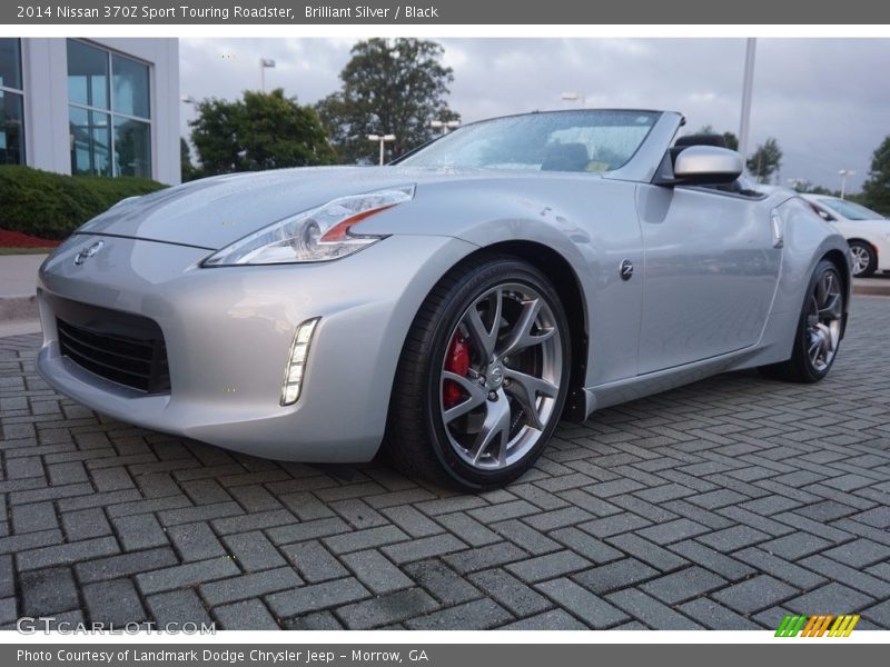Front 3/4 View of 2014 370Z Sport Touring Roadster