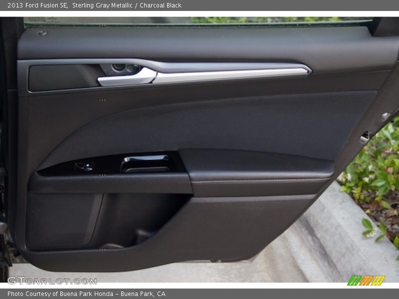 Sterling Gray Metallic / Charcoal Black 2013 Ford Fusion SE