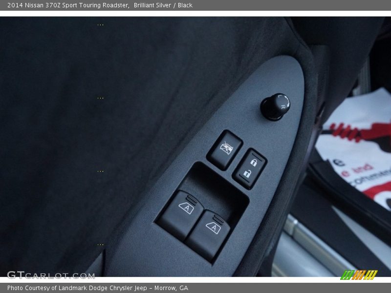 Brilliant Silver / Black 2014 Nissan 370Z Sport Touring Roadster