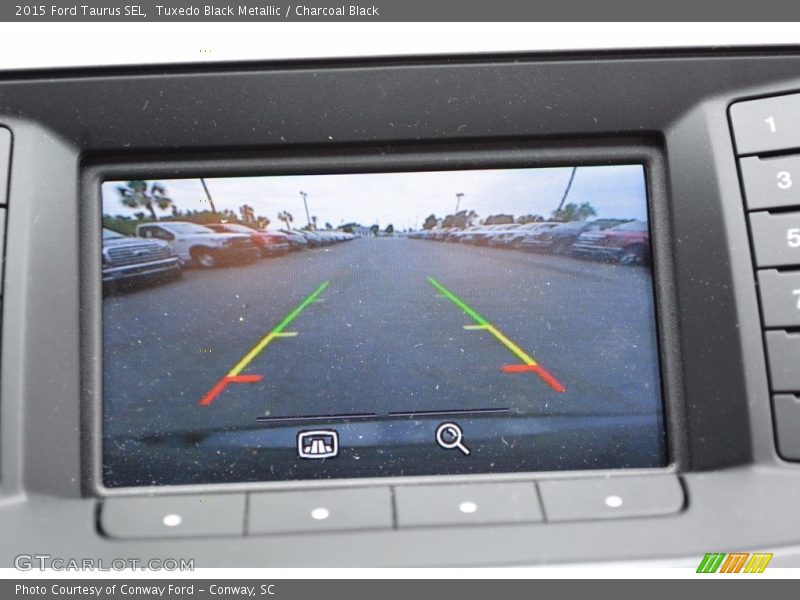 Tuxedo Black Metallic / Charcoal Black 2015 Ford Taurus SEL