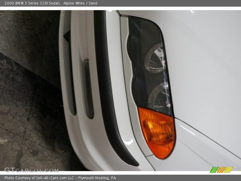 Alpine White / Sand 2000 BMW 3 Series 328i Sedan