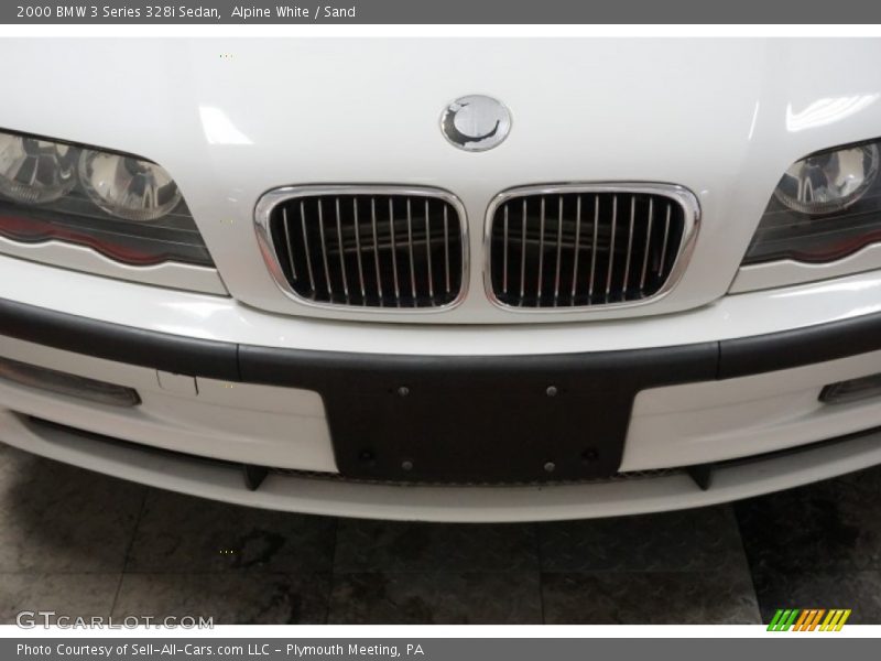 Alpine White / Sand 2000 BMW 3 Series 328i Sedan