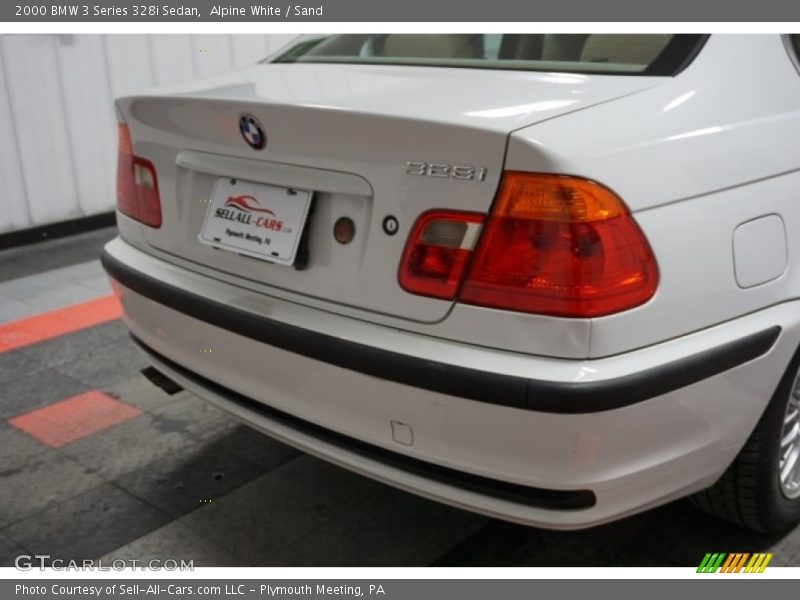 Alpine White / Sand 2000 BMW 3 Series 328i Sedan