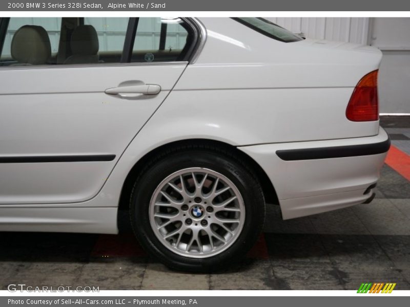 Alpine White / Sand 2000 BMW 3 Series 328i Sedan