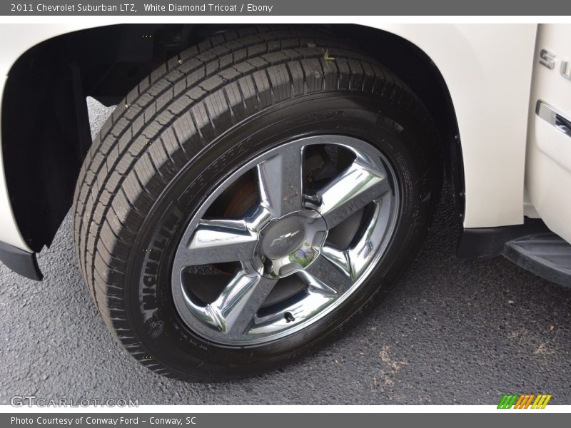 White Diamond Tricoat / Ebony 2011 Chevrolet Suburban LTZ