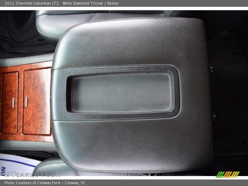 White Diamond Tricoat / Ebony 2011 Chevrolet Suburban LTZ