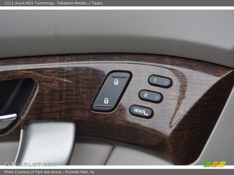 Palladium Metallic / Taupe 2011 Acura MDX Technology