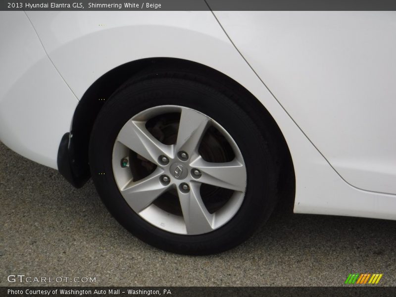 Shimmering White / Beige 2013 Hyundai Elantra GLS