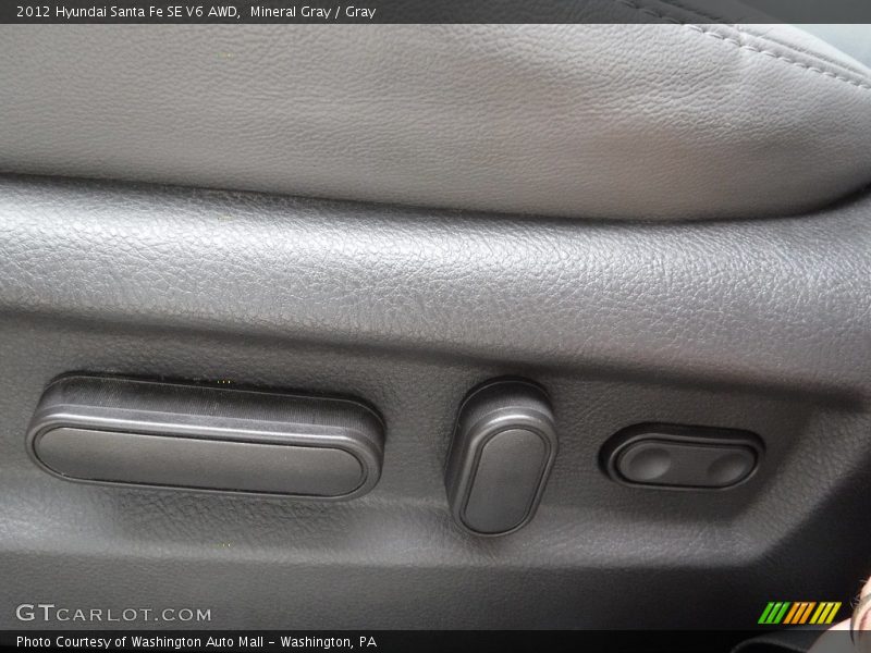 Mineral Gray / Gray 2012 Hyundai Santa Fe SE V6 AWD