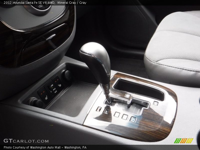 Mineral Gray / Gray 2012 Hyundai Santa Fe SE V6 AWD