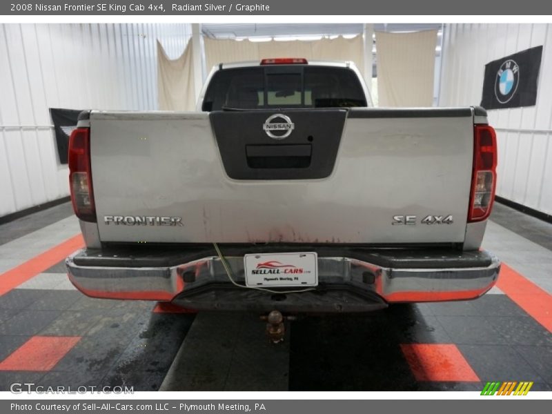 Radiant Silver / Graphite 2008 Nissan Frontier SE King Cab 4x4