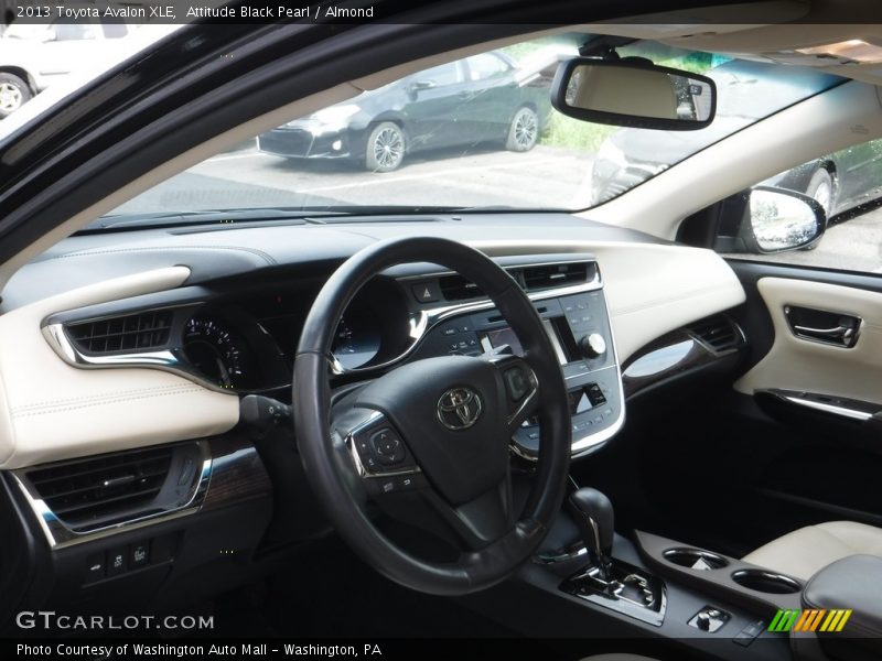 Attitude Black Pearl / Almond 2013 Toyota Avalon XLE