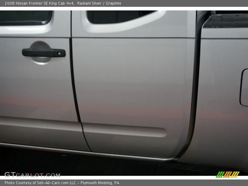 Radiant Silver / Graphite 2008 Nissan Frontier SE King Cab 4x4