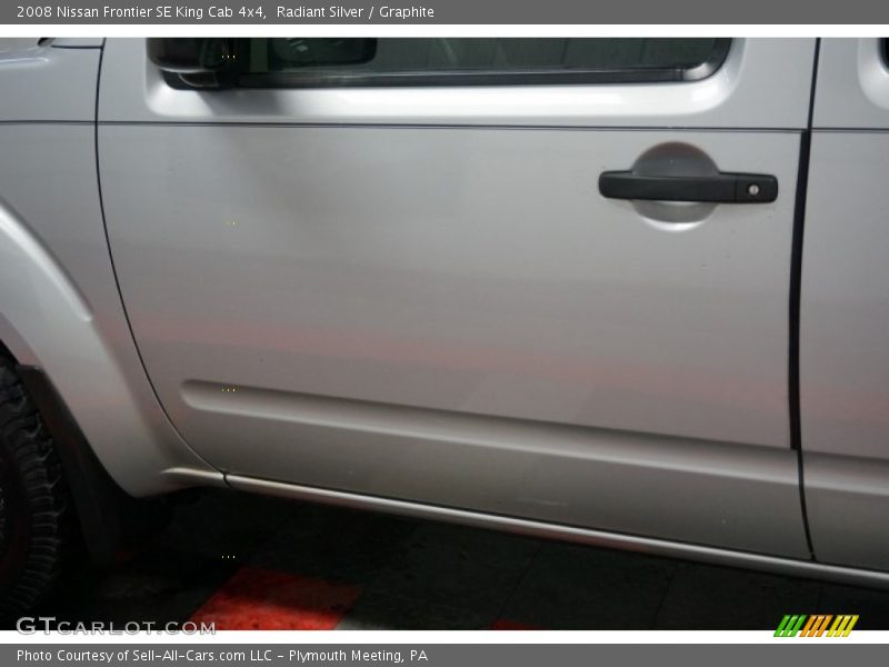 Radiant Silver / Graphite 2008 Nissan Frontier SE King Cab 4x4