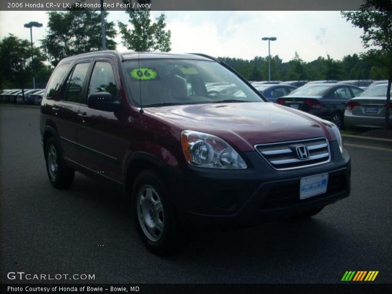 Redondo Red Pearl / Ivory 2006 Honda CR-V LX