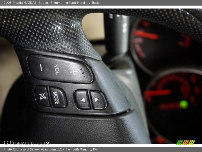 Shimmering Sand Metallic / Black 2005 Mazda MAZDA3 i Sedan