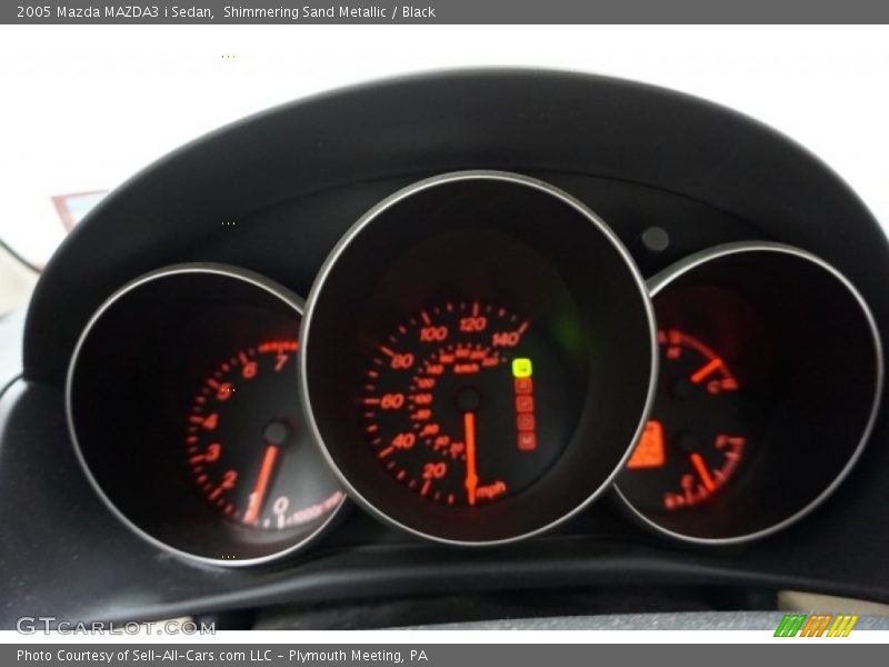 Shimmering Sand Metallic / Black 2005 Mazda MAZDA3 i Sedan