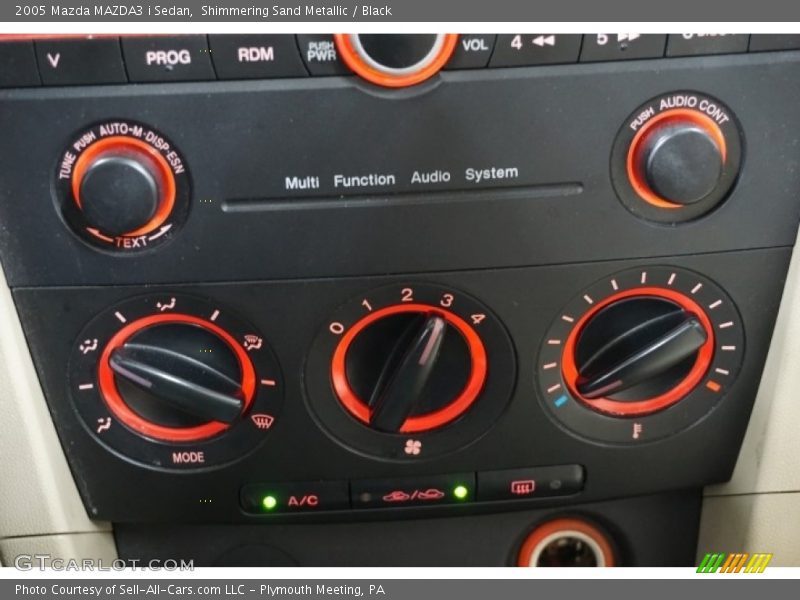 Shimmering Sand Metallic / Black 2005 Mazda MAZDA3 i Sedan