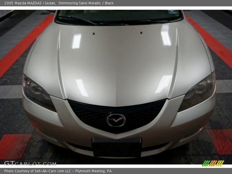 Shimmering Sand Metallic / Black 2005 Mazda MAZDA3 i Sedan