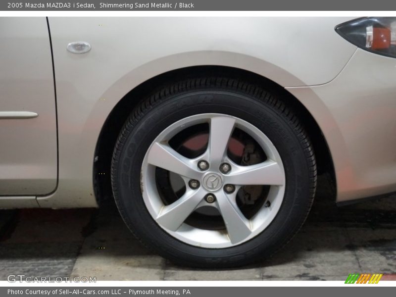 Shimmering Sand Metallic / Black 2005 Mazda MAZDA3 i Sedan