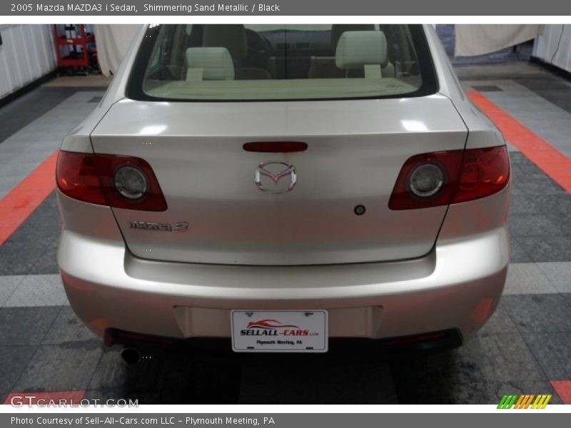 Shimmering Sand Metallic / Black 2005 Mazda MAZDA3 i Sedan