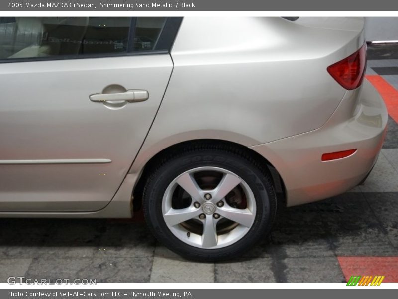 Shimmering Sand Metallic / Black 2005 Mazda MAZDA3 i Sedan