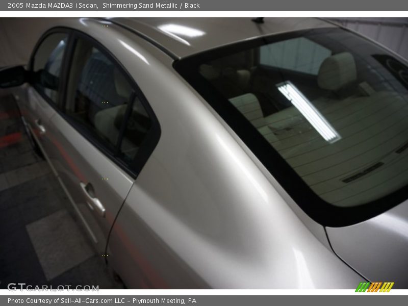 Shimmering Sand Metallic / Black 2005 Mazda MAZDA3 i Sedan