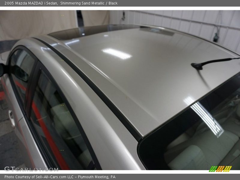Shimmering Sand Metallic / Black 2005 Mazda MAZDA3 i Sedan