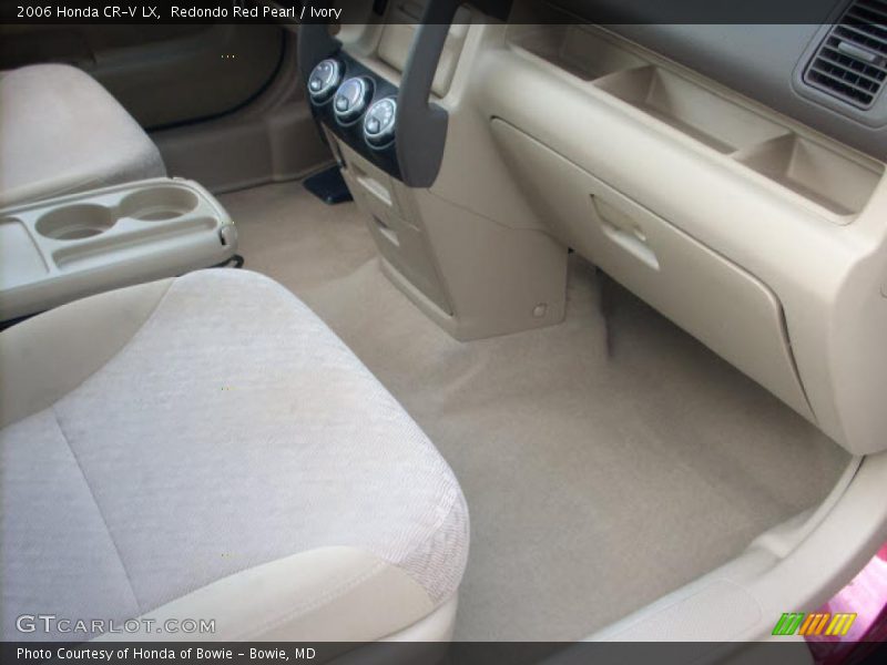 Redondo Red Pearl / Ivory 2006 Honda CR-V LX