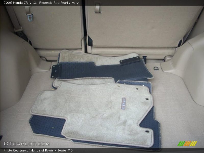 Redondo Red Pearl / Ivory 2006 Honda CR-V LX