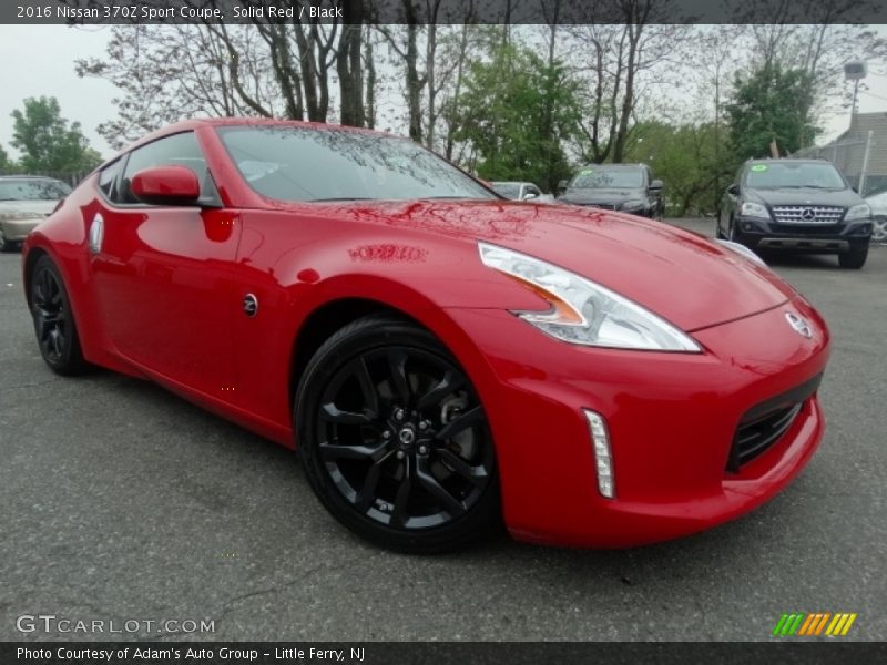 Front 3/4 View of 2016 370Z Sport Coupe