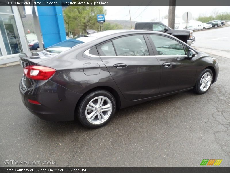 Tungsten Metallic / Jet Black 2016 Chevrolet Cruze LT Sedan